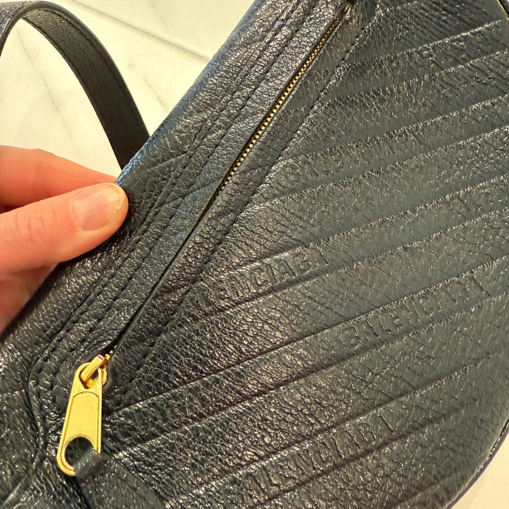 Balenciaga souvenir XXS belt bag - Picture 5 of 8